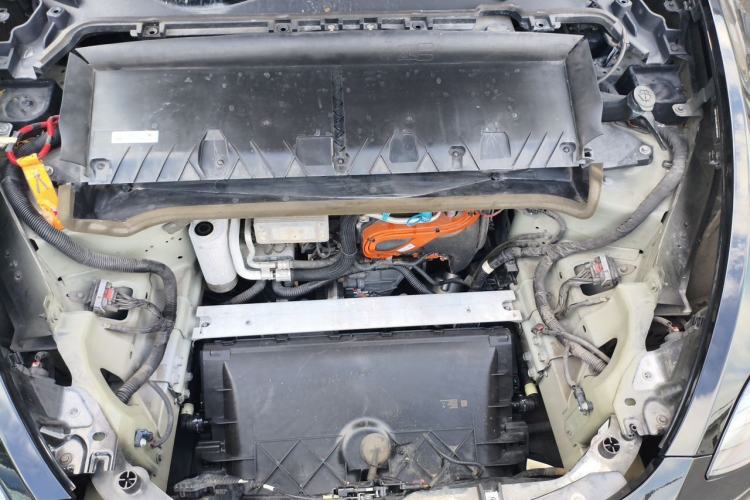 Used Tesla Model Y 2021 Performance High-Performance All-Wheel-Drive Version Engine Bay