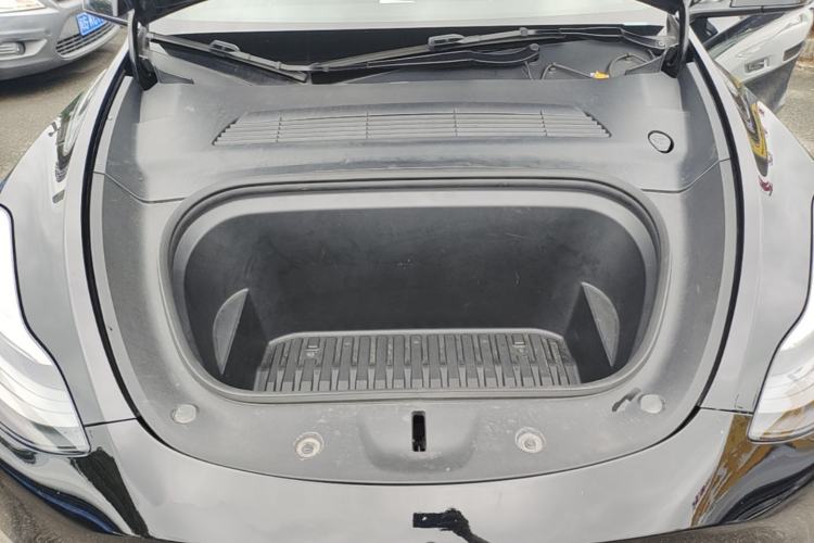 Used Tesla Model Y 2021 Standard Range Rear-Wheel Drive Version Engine Bay