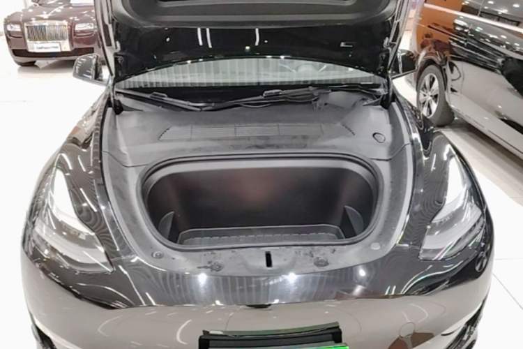 Used Tesla Model Y 2021 Standard Range Rear-Wheel Drive Version Engine Bay
