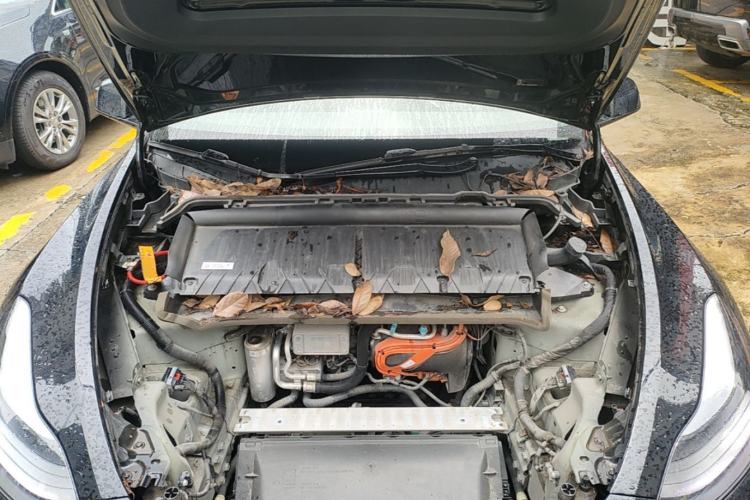 Used Tesla Model Y 2021 Standard Range Rear-Wheel Drive Version Engine Bay
