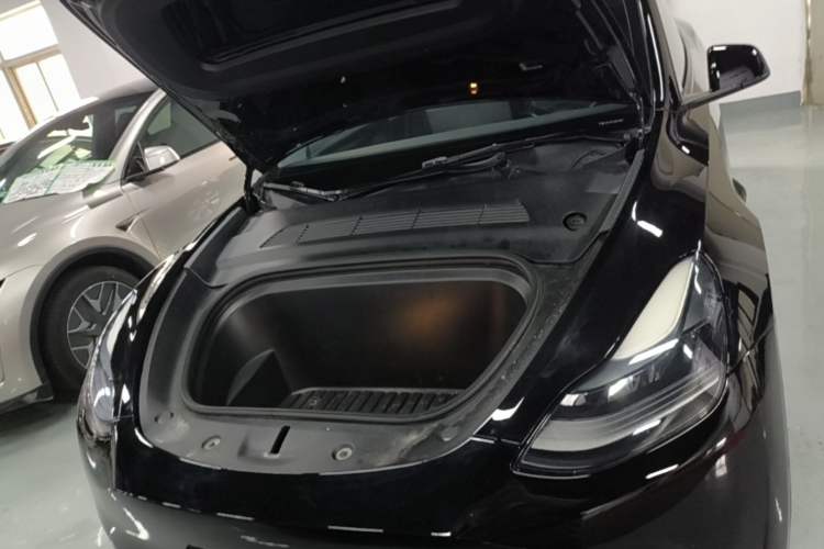 Used Tesla Model Y 2021 Standard Range Rear-Wheel Drive Version Engine Bay