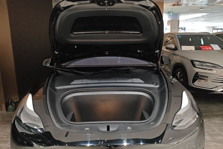 Used Tesla Model Y 2021 Standard Range Rear-Wheel Drive Version Engine Bay