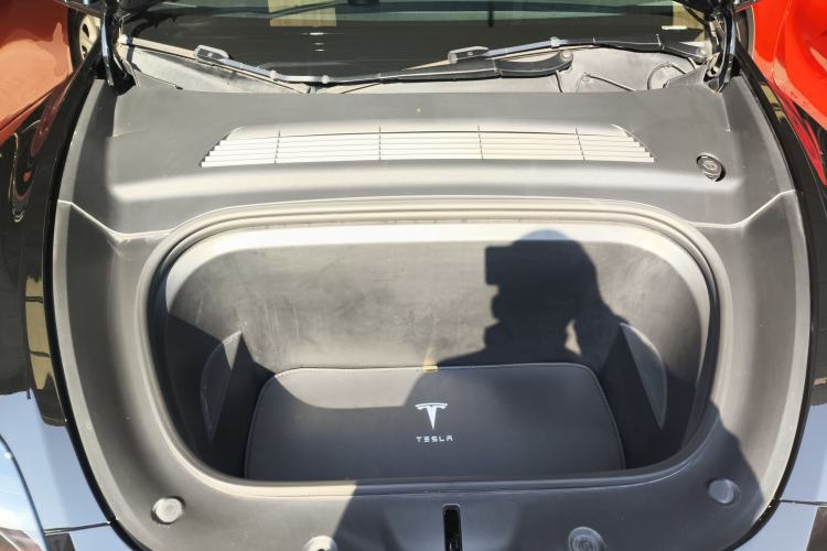 Used Tesla Model Y 2021 Standard Range Rear-Wheel Drive Version Engine Bay
