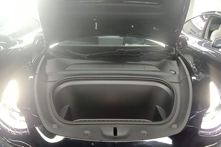 Used Tesla Model Y 2021 Standard Range Rear-Wheel Drive Version Engine Bay