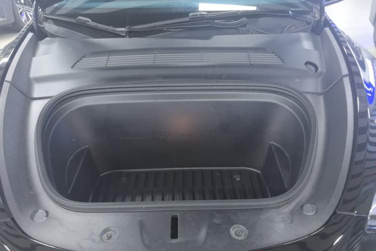 Used Tesla Model Y 2021 Standard Range Rear-Wheel Drive Version Engine Bay