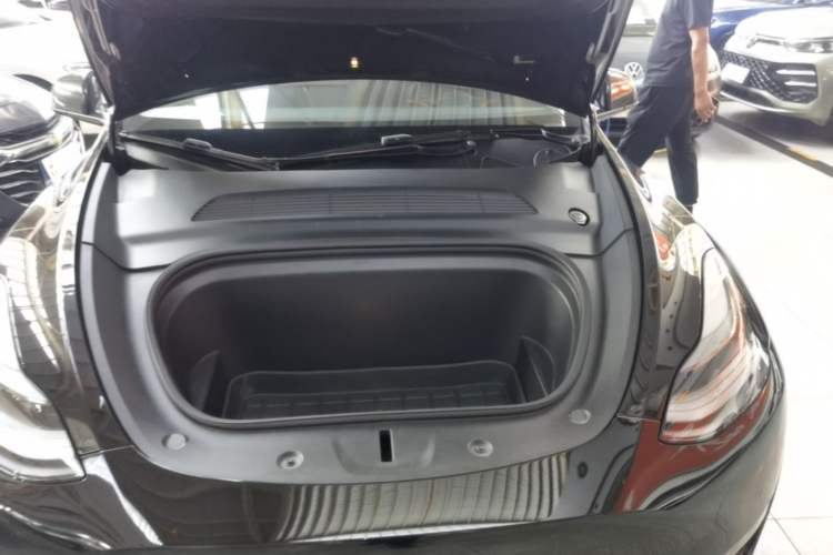 Used Tesla Model Y 2021 Standard Range Rear-Wheel Drive Version Engine Bay