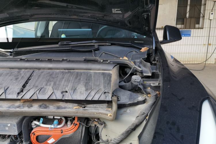 Used Tesla Model Y 2021 Long-Range All-Wheel-Drive Version Engine Bay Left
