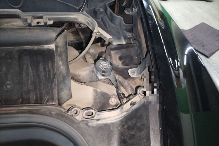 Used Tesla Model Y 2021 Standard Range Rear-Wheel Drive Version Engine Bay Left