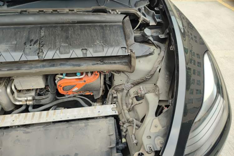 Used Tesla Model Y 2021 Standard Range Rear-Wheel Drive Version Engine Bay Left