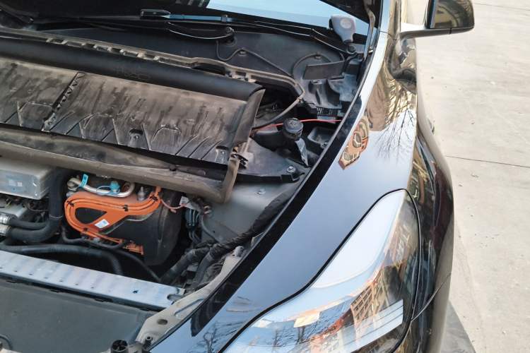 Used Tesla Model Y 2021 Standard Range Rear-Wheel Drive Version Engine Bay Left