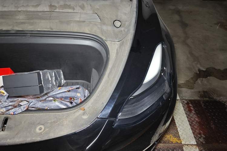 Used Tesla Model Y 2021 Long-Range All-Wheel-Drive Version Engine Bay Left
