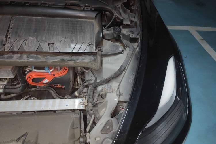 Used Tesla Model Y 2021 Standard Range Rear-Wheel Drive Version Engine Bay Left