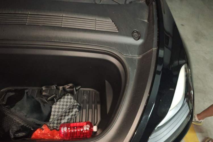 Used Tesla Model Y 2021 Standard Range Rear-Wheel Drive Version Engine Bay Left
