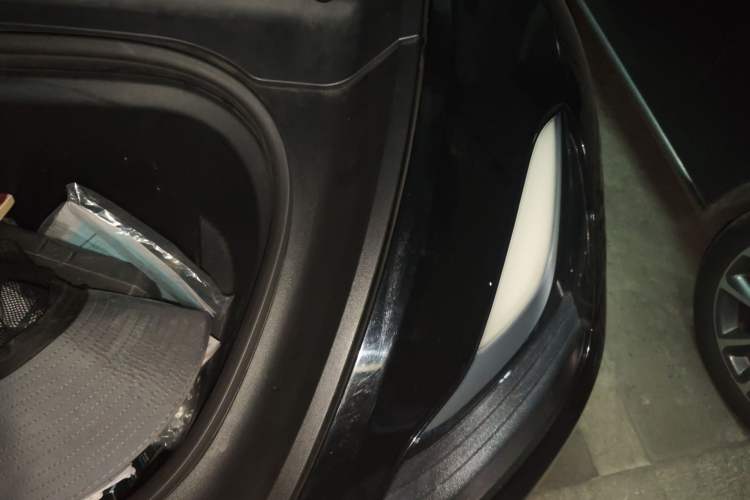 Used Tesla Model Y 2021 Standard Range Rear-Wheel Drive Version Engine Bay Left