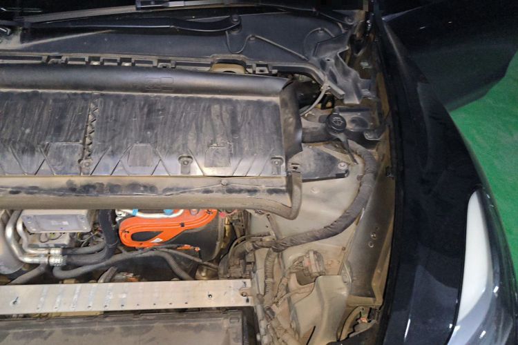 Used Tesla Model Y 2021 Standard Range Rear-Wheel Drive Version Engine Bay Left