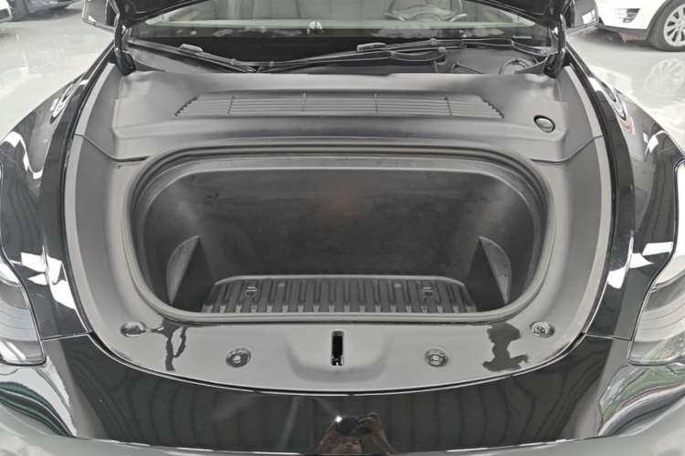 Used Tesla Model Y 2021 Long-Range All-Wheel-Drive Version Engine Bay