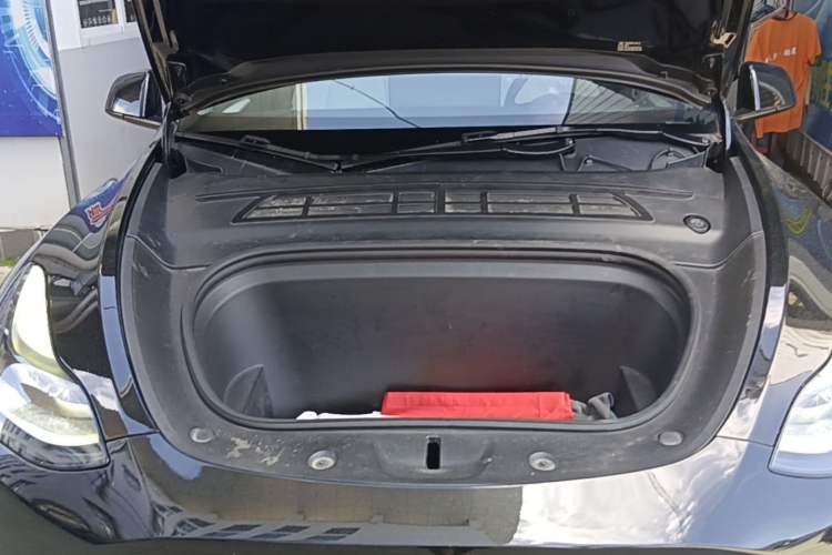 Used Tesla Model Y 2021 Long-Range All-Wheel-Drive Version 3D7 Engine Bay