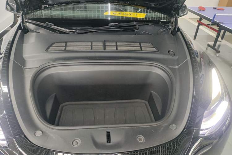 Used Tesla Model Y 2021 Standard Range Rear-Wheel Drive Version Engine Bay