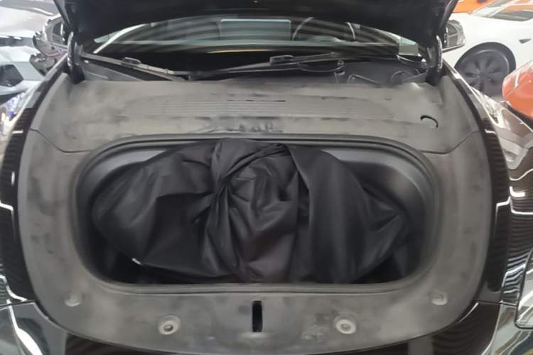 Used Tesla Model Y 2021 Standard Range Rear-Wheel Drive Version Engine Bay
