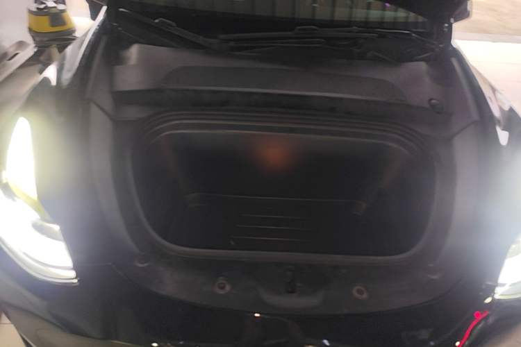 Used Tesla Model Y 2021 Standard Range Rear-Wheel Drive Version Engine Bay