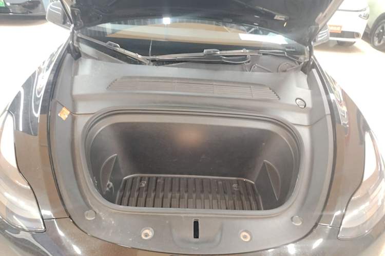 Used Tesla Model Y 2021 Long-Range All-Wheel-Drive Version Engine Bay