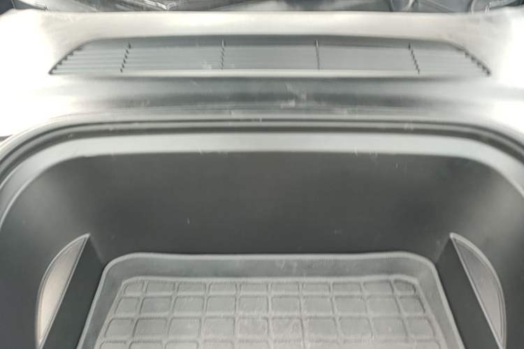 Used Tesla Model Y 2021 Standard Range Rear-Wheel Drive Version Engine Bay