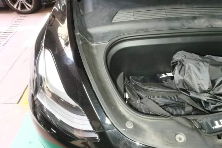 Used Tesla Model Y 2021 Standard Range Rear-Wheel Drive Version Engine Bay Right