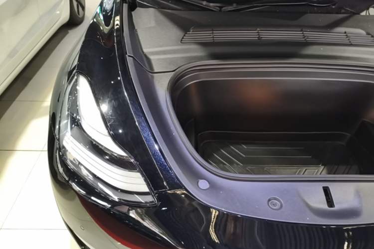 Used Tesla Model Y 2021 Long-Range All-Wheel-Drive Version Engine Bay Right