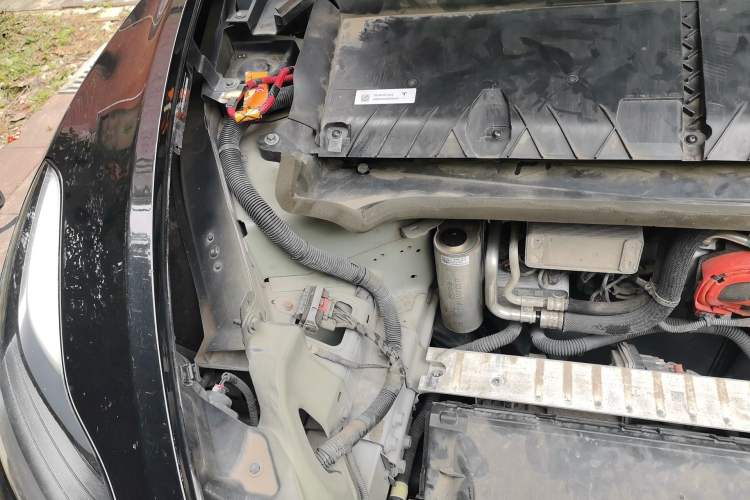 Used Tesla Model Y 2021 Standard Range Rear-Wheel Drive Version Engine Bay Right