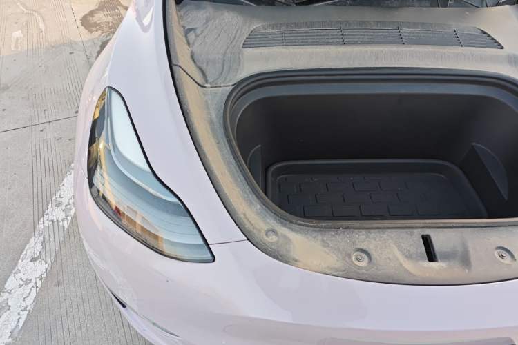 Used Tesla Model Y 2021 Long-Range All-Wheel-Drive Version 3D7 Engine Bay Right