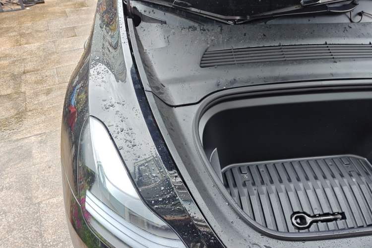 Used Tesla Model Y 2021 Long-Range All-Wheel-Drive Version 3D7 Engine Bay Right