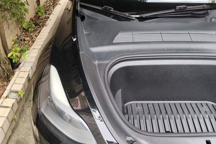 Used Tesla Model Y 2021 Standard Range Rear-Wheel Drive Version Engine Bay Right
