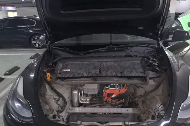 Used Tesla Model Y 2021 Long-Range All-Wheel-Drive Version Engine Bay Right