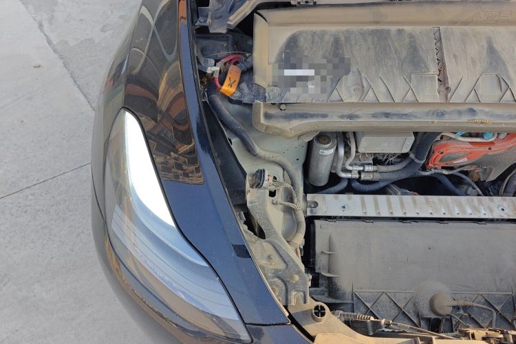 Used Tesla Model Y 2021 Standard Range Rear-Wheel Drive Version Engine Bay Right