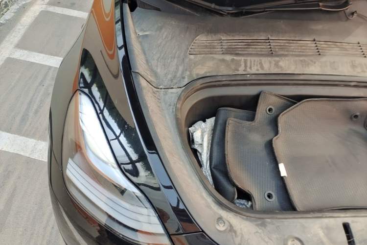 Used Tesla Model Y 2021 Standard Range Rear-Wheel Drive Version Engine Bay Right