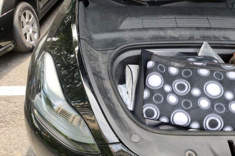 Used Tesla Model Y 2021 Long-Range All-Wheel-Drive Version Engine Bay Right