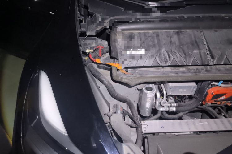 Used Tesla Model Y 2021 Standard Range Rear-Wheel Drive Version Engine Bay Right