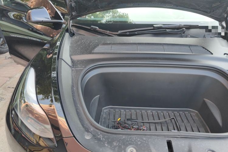 Used Tesla Model Y 2021 Performance High-Performance All-Wheel-Drive Version Engine Bay Right