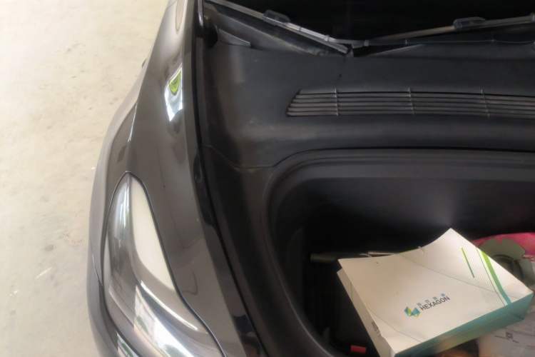 Used Tesla Model Y 2021 Long-Range All-Wheel-Drive Version Engine Bay Right