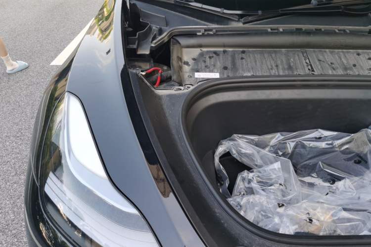 Used Tesla Model Y 2021 Standard Range Rear-Wheel Drive Version Engine Bay Right
