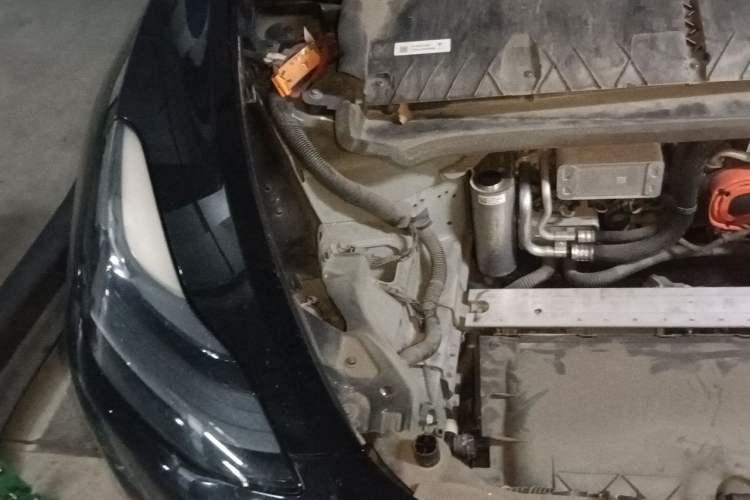Used Tesla Model Y 2021 Standard Range Rear-Wheel Drive Version Engine Bay Right