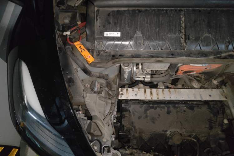 Used Tesla Model Y 2021 Standard Range Rear-Wheel Drive Version Engine Bay Right
