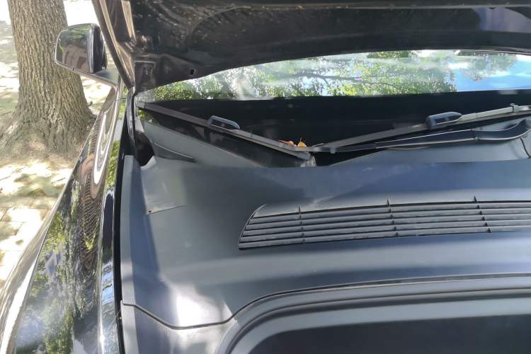 Used Tesla Model Y 2021 Standard Range Rear-Wheel Drive Version Engine Bay Right