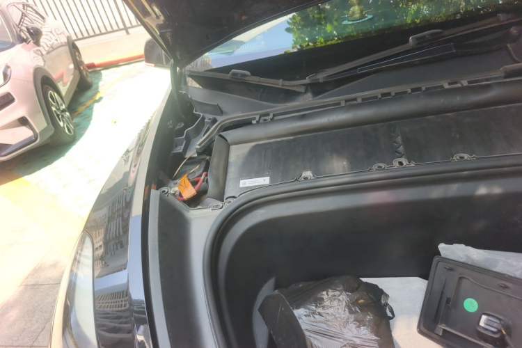 Used Tesla Model Y 2021 Standard Range Rear-Wheel Drive Version Engine Bay Right