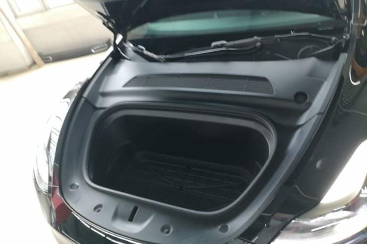 Used Tesla Model Y 2021 Standard Range Rear-Wheel Drive Version Engine Bay