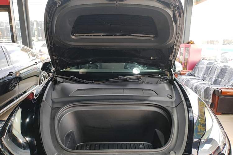 Used Tesla Model Y 2021 Standard Range Rear-Wheel Drive Version Engine Bay