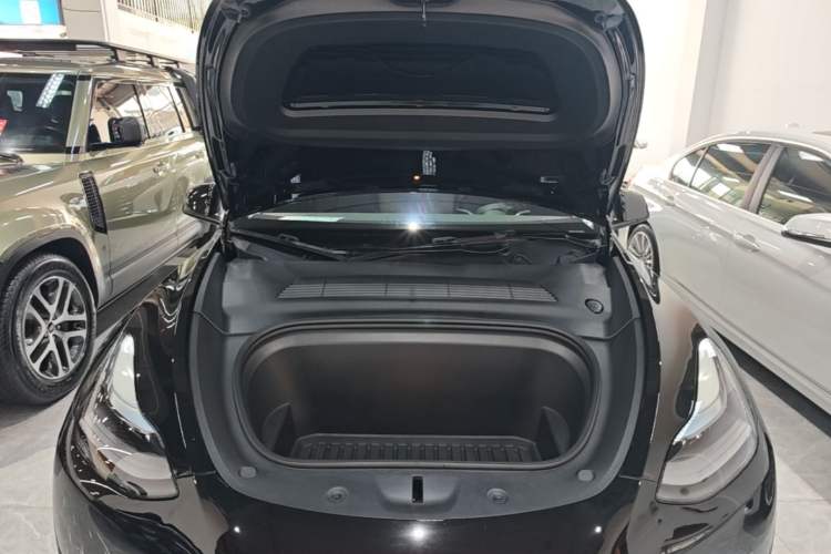Used Tesla Model Y 2021 Standard Range Rear-Wheel Drive Version Engine Bay