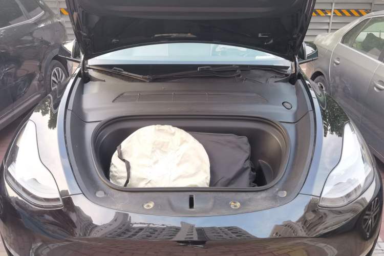 Used Tesla Model Y 2021 Standard Range Rear-Wheel Drive Version Engine Bay