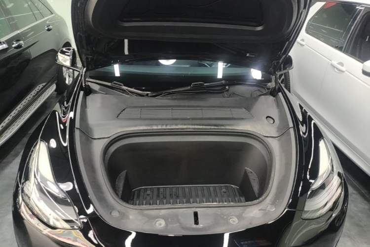 Used Tesla Model Y 2021 Standard Range Rear-Wheel Drive Version Engine Bay