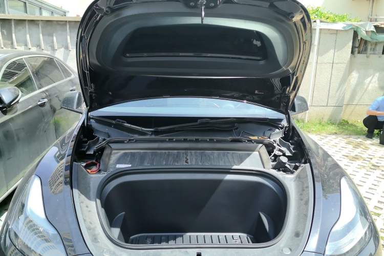 Used Tesla Model Y 2021 Standard Range Rear-Wheel Drive Version Engine Bay